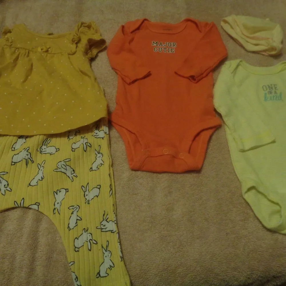 - BABY GIRL, DOLL BUNDLE LOT 5 ITEMS.